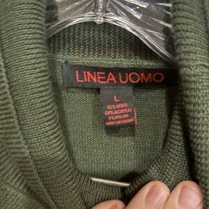 Linea Uomo Women's Green Sweater